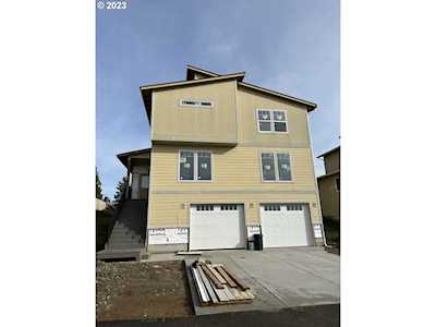 5304 NE 43rd CIR Vancouver, WA 98661