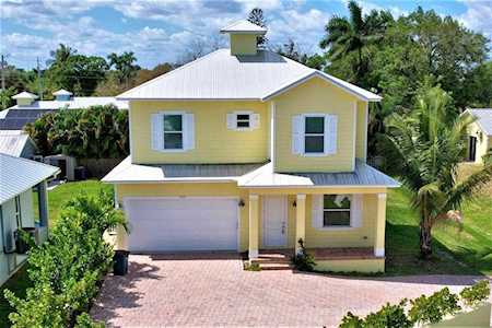 777 SW 28th Street Palm City, FL 34990