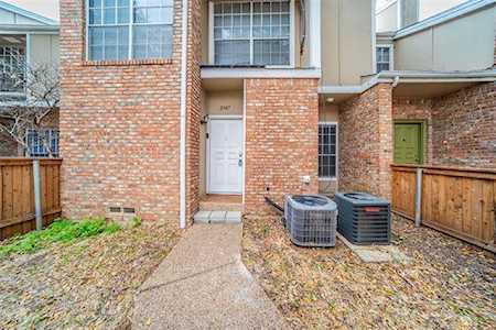 2307 Southlake Court Irving, TX 75038