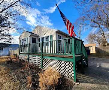 75 George Schaeffer St South Kingstown, RI 02879