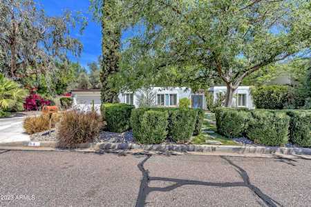 8 E Orangewood Avenue Phoenix, AZ 85020