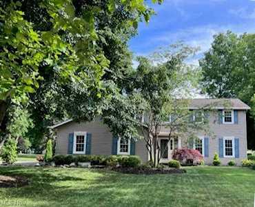 32607 Redwood Blvd Avon Lake, OH 44012