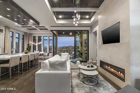15953 E Ridgestone Drive Fountain Hills, AZ 85268