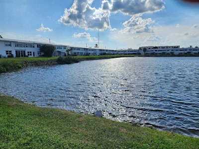 101 Leisure Lake Circle #108 Boynton Beach, FL 33426