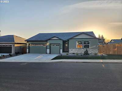 10713 NW 15th PL Vancouver, WA 98685