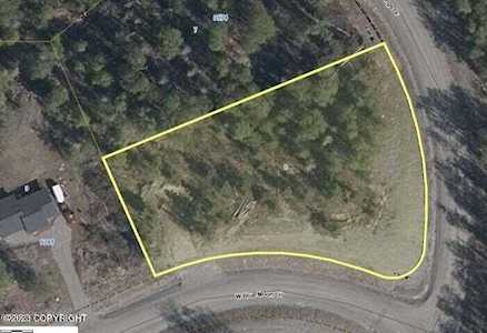 L8 B2 W Blue Moon Circle Wasilla, AK 99623