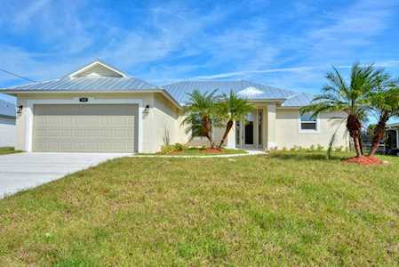 348 SW Ridgecrest Drive Port Saint Lucie, FL 34953