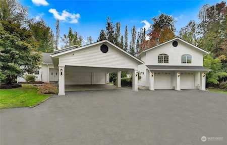 13218 206th Ave NE Woodinville, WA 98077