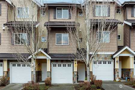17819 80th Ave NE #A-3 Kenmore, WA 98028