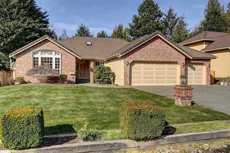 25755 215th Ct SE Maple Valley, WA 98038