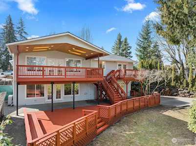 1602 Pierce Ave SE Renton, WA 98058