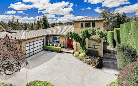 1431 88th Ave NE Clyde Hill, WA 98004