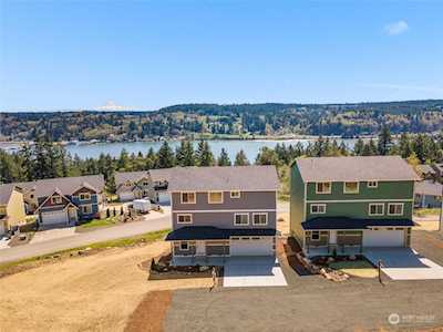 2440 Sand Dollar Rd W Bremerton, WA 98312