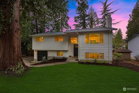 11235 115th Place NE Kirkland, WA 98033
