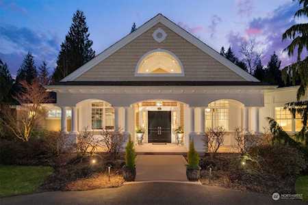 8515 246th Ln NE Redmond, WA 98053