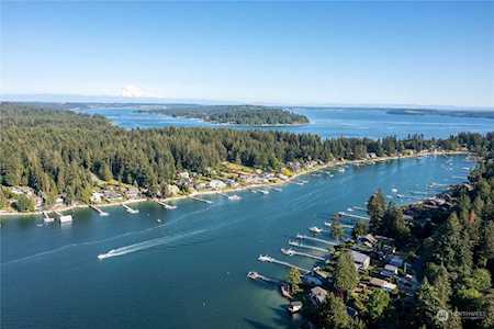 3916 Horsehead Bay Dr NW Gig Harbor, WA 98335