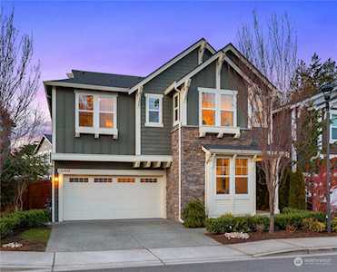 24626 NE 14th Place Sammamish, WA 98074