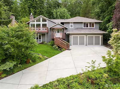1831 177th Ave NE Bellevue, WA 98008