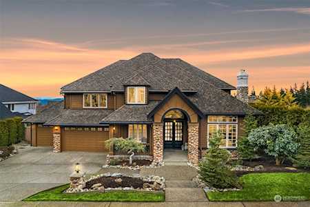 6716 Cascade Ave SE Snoqualmie, WA 98065