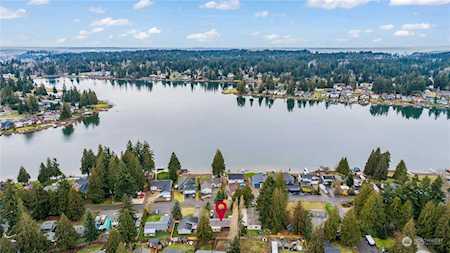 5418 S Island Dr E Bonney Lake, WA 98391