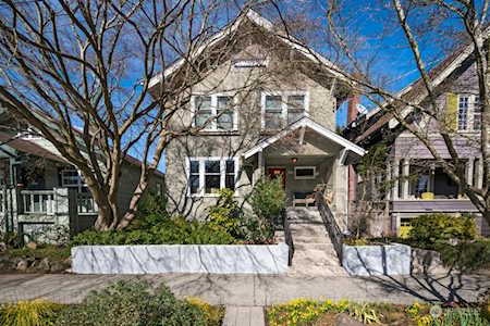 516 W Smith St Seattle, WA 98119