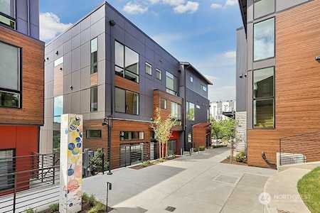 2037 25th Ave S #39H Seattle, WA 98144