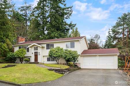 12411 NE 4th Place Bellevue, WA 98005
