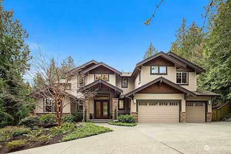 2651 110th Ave NE Bellevue, WA 98004