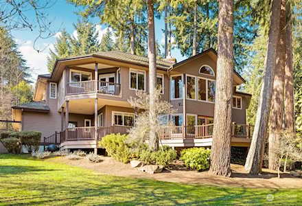 2040 156th Ave SE Bellevue, WA 98007