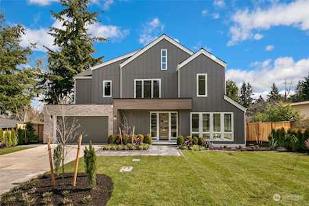 3922 154th Ave SE Bellevue, WA 98006