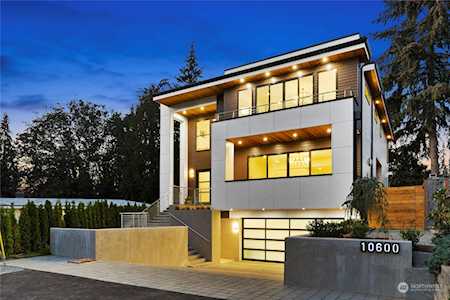 10600 NE 13th St Bellevue, WA 98004