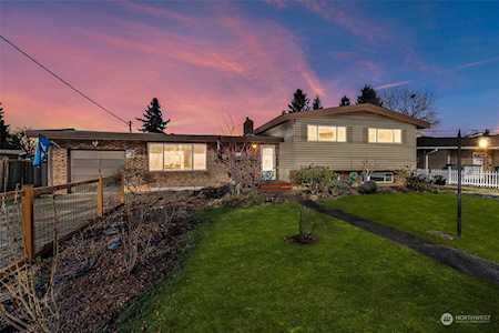 409 Jefferson Ave NE Renton, WA 98056