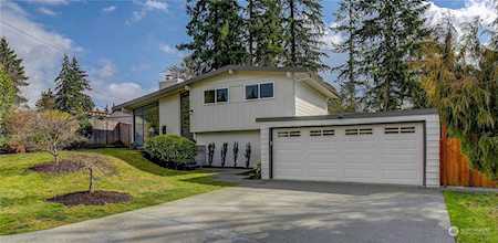 15205 SE 4th St Bellevue, WA 98007