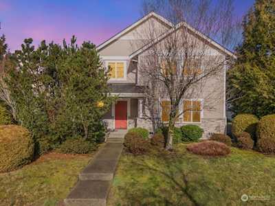 7709 Douglas Ave SE Snoqualmie, WA 98065