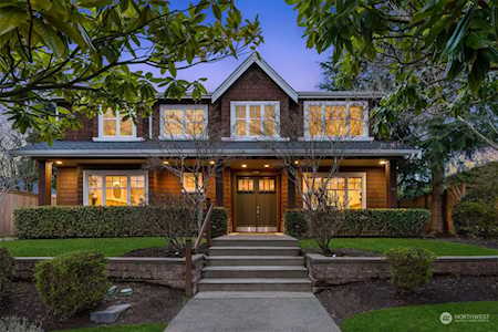 620 14th Ave W Kirkland, WA 98033