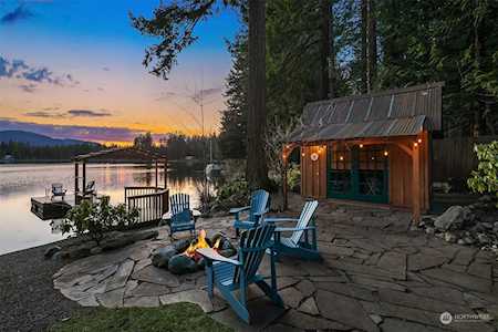 7429 Lake Alice Rd SE Fall City, WA 98024