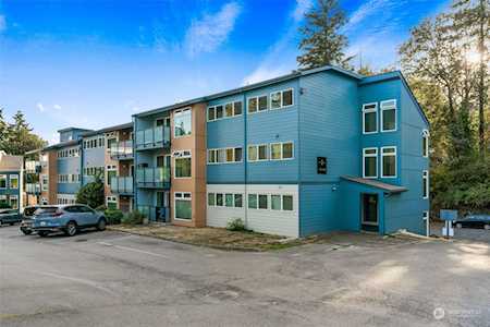 15140 65th Ave S #221 Tukwila, WA 98188