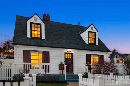 2455 24th Ave E Seattle, WA 98112