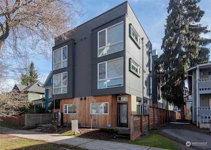 212 17th Ave E #B Seattle, WA 98112