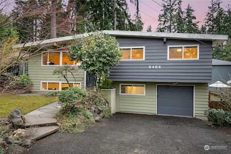 2404 NE 182nd Place Shoreline, WA 98155