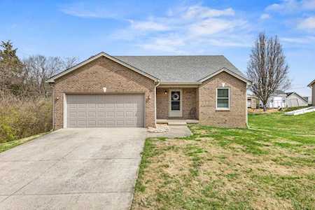 44 Lock View Dr Frankfort, KY 40601