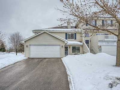 4922 Grenwich Avenue N Oakdale, MN 55128