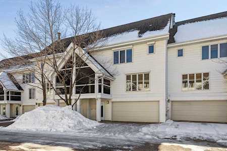 910 Dartmouth Place SE Minneapolis, MN 55414