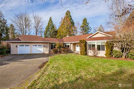 25209 217th Place SE Maple Valley, WA 98038