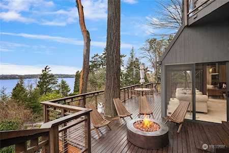 3440 W Mercer Way Mercer Island, WA 98040