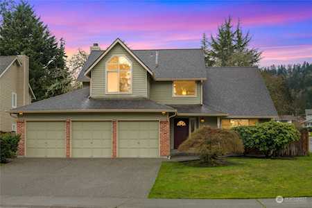 18601 SE 45th St Issaquah, WA 98027