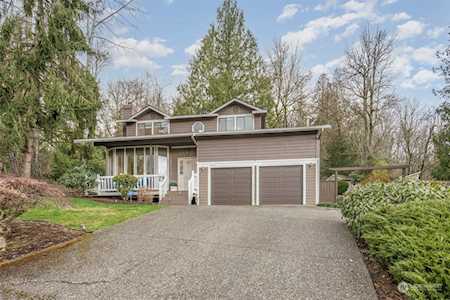 18202 NE 105th Ct Redmond, WA 98052