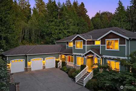 3002 E Ames Lake Dr NE Redmond, WA 98053