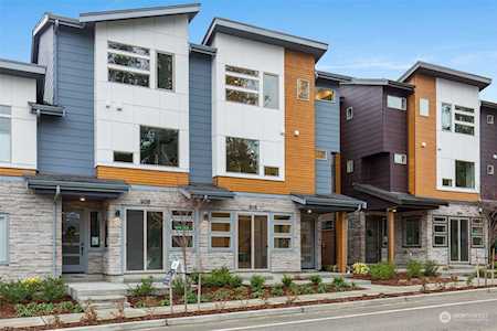 962 Dove Tail Ln NW #3 Bainbridge Island, WA 98110