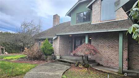 13715 SE 251st Pl Kent, WA 98042